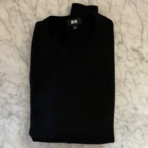 Uniqlo Black Crewneck Sweater 100% Merino